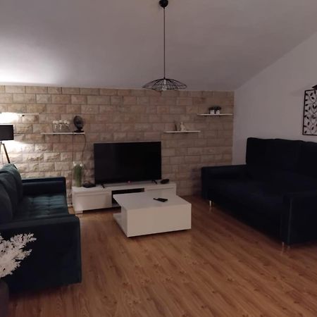 Apartman Zdravka Policnik Zewnętrze zdjęcie