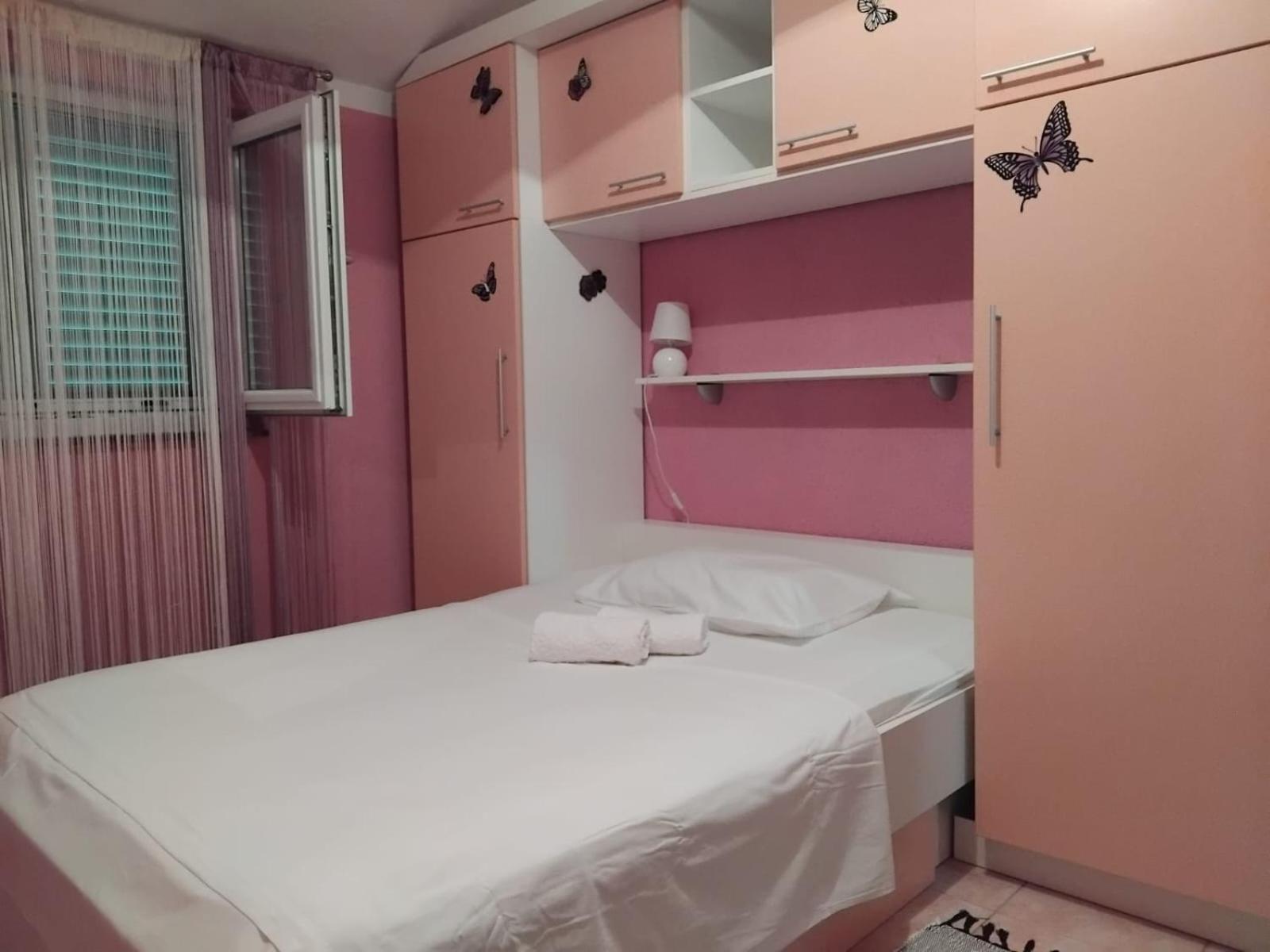 Apartman Zdravka Policnik Zewnętrze zdjęcie